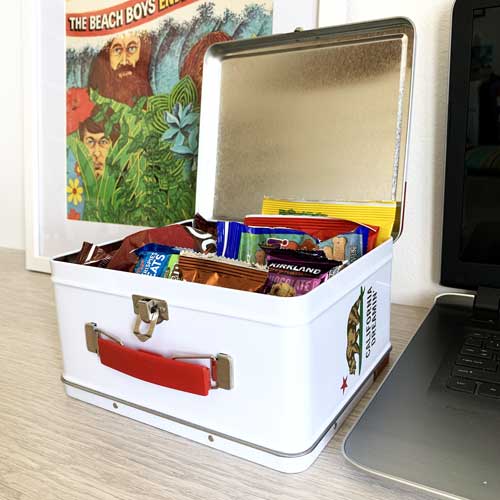 Keep Your Snacks Handy at Work in a Retro Metal Lunchbox