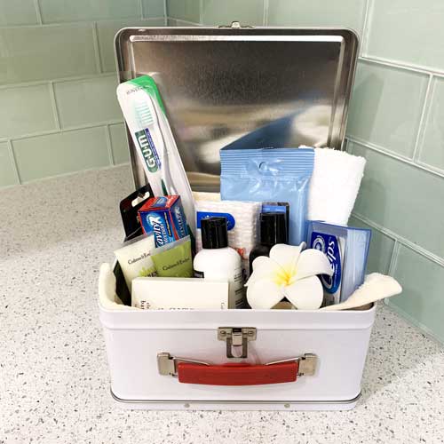 Keep Toiletries Handy in a Tin Tote for Houseguests