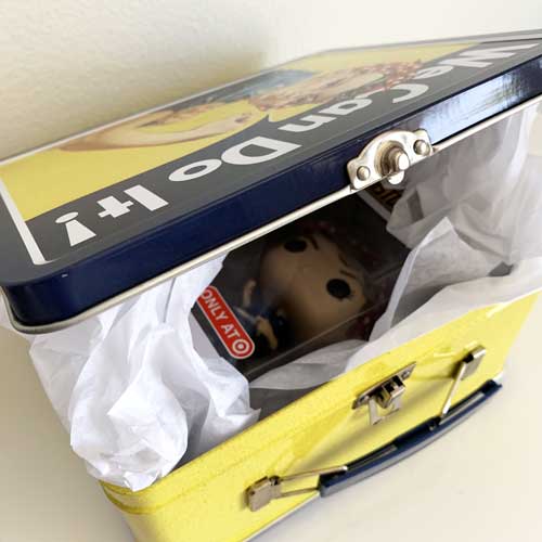 Funko Pop Rosie the Riveter Fits Perfectly Inside the Aquarius We Can Do It Lunchbox