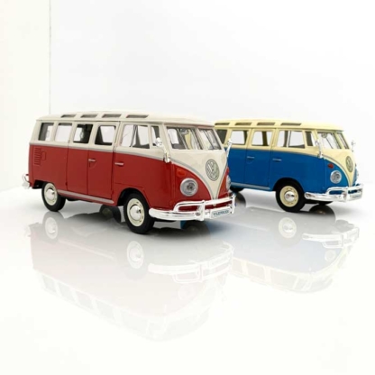 Showcasts Collectible Maisto VW Van Samba Bus 1:25 Scale (side)
