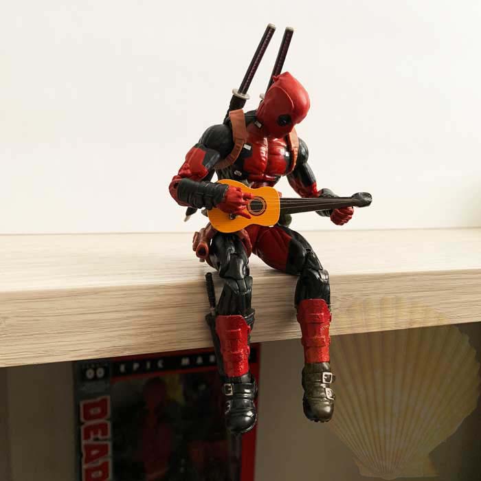 Hasbro Marvel Legends Series X-Men Deadpool Playing Guitar - Happy Clam Gifts Copyright
