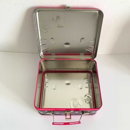 Loungefly Collectible Metal Lunchbox Hello Kitty Big Face inside - Happy Clam Gifts